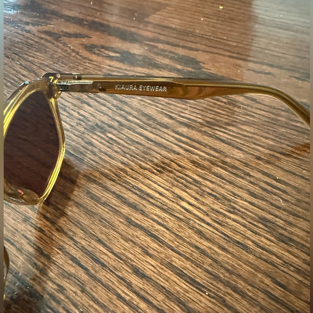 KIAURA - Lautner Sunglasses - Picture 14 of 15